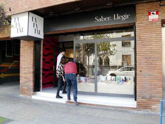 ⏯️ Neix La Fatal, la segona llibreria que obre portes a Lleida en plena pandèmia