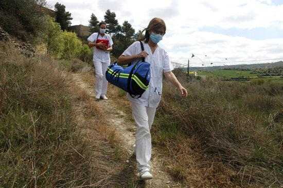 ⏯️ Així es vacuna al món rural: servei a domicili i recorreguts a peu per fer arribar les dosis