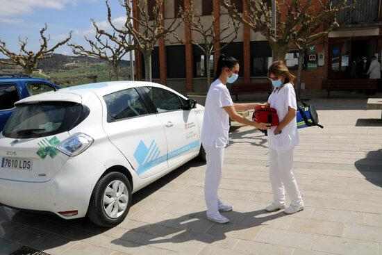 ⏯️ Així es vacuna al món rural: servei a domicili i recorreguts a peu per fer arribar les dosis