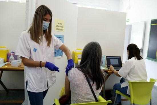 ⏯️ La majoria de treballadors essencials de Lleida es decanta per completar la pauta de vacunació amb AstraZeneca