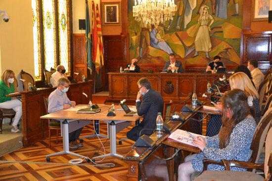 La Diputació demana una planificació participativa per instal·lar plantes de renovables