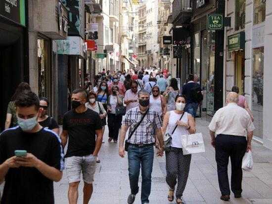 ⏯️ Poca gent sense mascareta a l'Eix Comercial de Lleida tot i la relaxació del seu ús a l'exterior