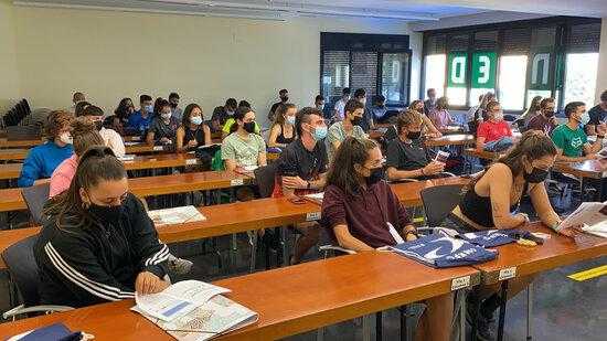 Arrenca el primer curs de l'INEFC Pirineus amb gairebé la meitat d'estudiants noies