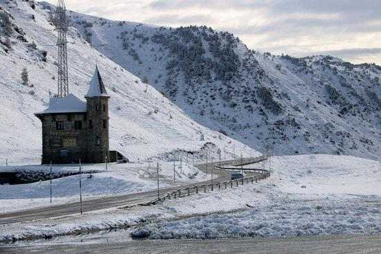 La primera nevada al Pirineus deixa gruixos de 15 a 20 centímetres