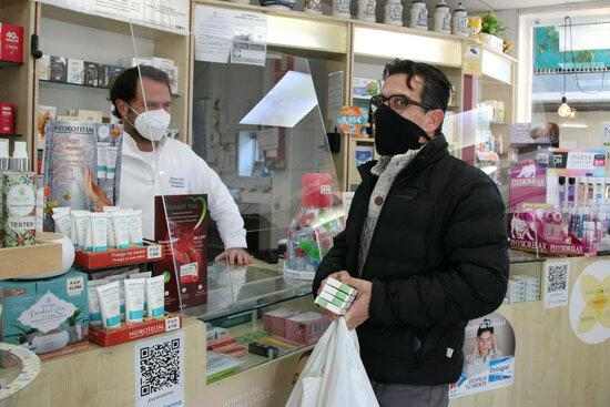 ⏯️ Els farmacèutics acullen positivament que es limiti el preu dels tests
