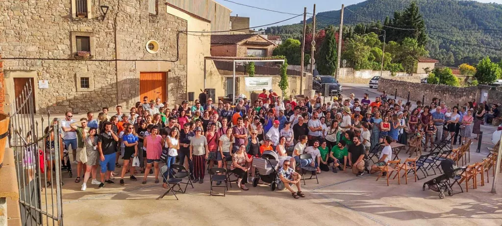 El Col·lectiu Eixarcolant inaugura un projecte pioner per saber què hi ha darrere del que mengem
