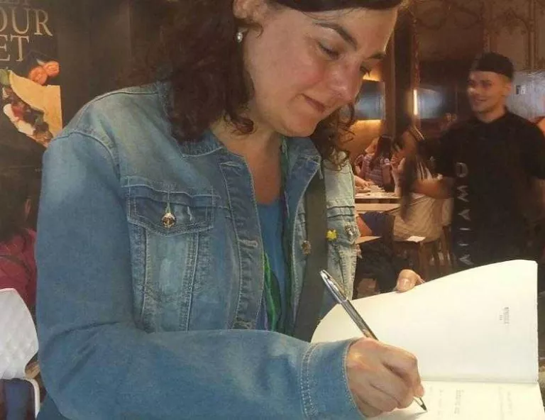 Joana-Alba Cercós, o com el llegir ens pot fer més lliures