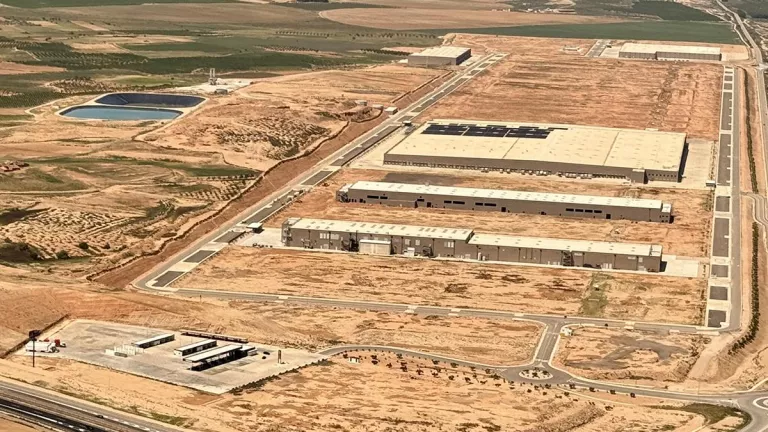 El nou centre logístic de bonÀrea a l'Aragó ja subministra a 130 botigues