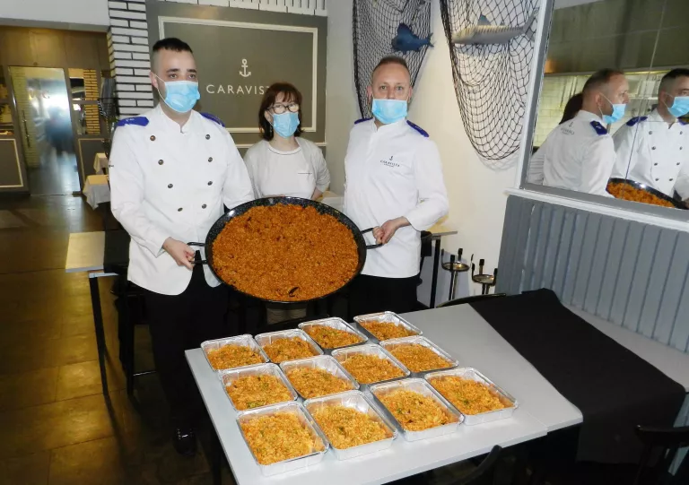 Paella solidària per als usuaris d'Aspid