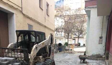 Obres per reurbanitzar el carrer Sant Josep de Fraga