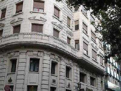 Mor una jove de 14 anys al caure de dalt a baix d’un edifici a l’Avinguda Francesc Macià de Lleida