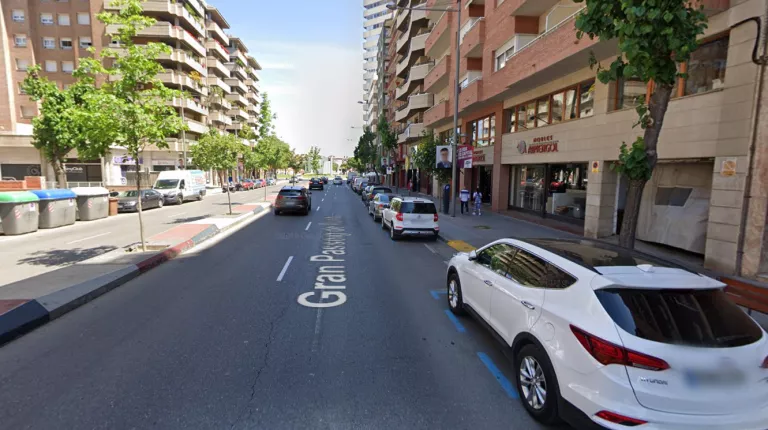 Mor el conductor d'un ciclomotor en un accident al passeig de Ronda de Lleida
