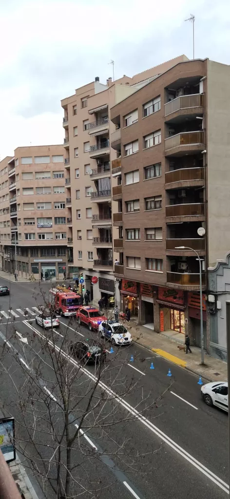 ⏯️ Una fuita de gas obliga a desallotjar un edifici de Príncep de Viana