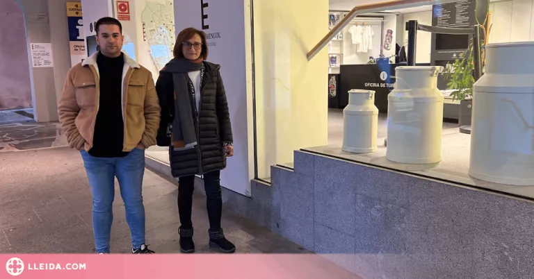 ⏯️ Rosa Maria Ballabriga, mare d'acollida: "Amb la quantitat de gent que hi ha, no hi hauria d'haver cap nen en un centre"
