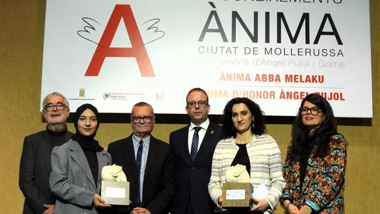 Zuhal Sherzad rep l'Ànima de Mollerussa per la seva lluita per l’educació a l’Afganistan