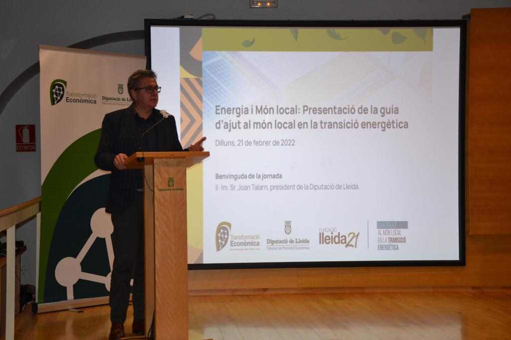 Presenten la nova ‘Guia d’ajut al món local en la transició energètica’