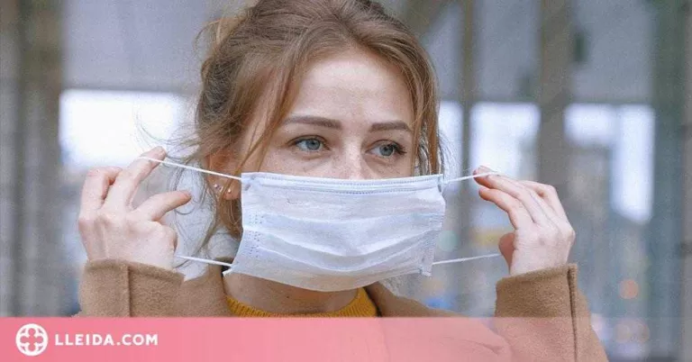 Com fer front al Maskné, o l'acne per mascareta?