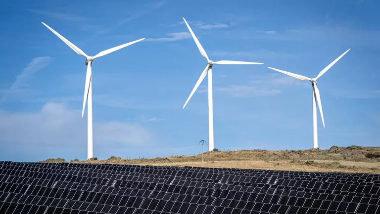 Surt a informació pública un parc híbrid eòlic-solar a l'Urgell i la Conca de Barberà