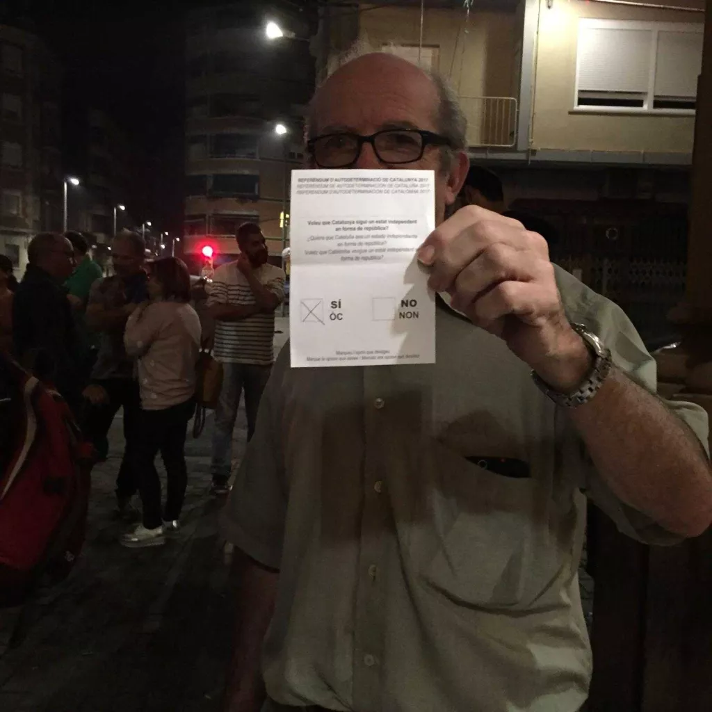 #1O / Els centres electorals de Lleida, plens des de les 5 del matí