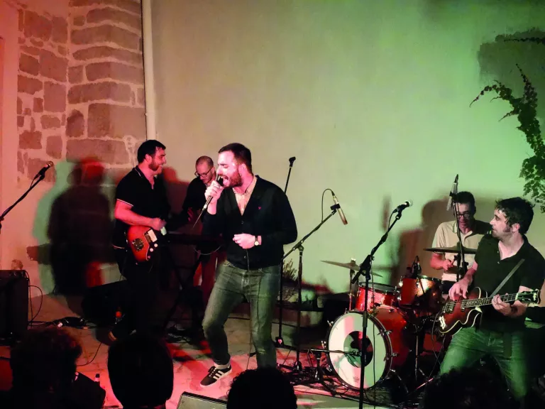 L’Home Llop & The Astramats clausuren la sisena Cua d’Estiu