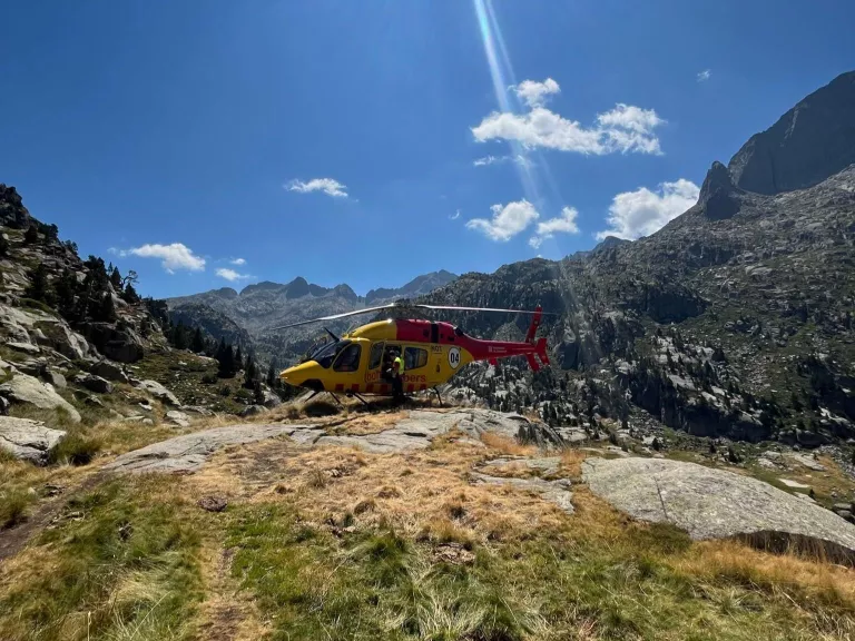 Rescaten un home de 71 anys accidentat mentre pujava al refugi Joan Ventosa i Calvell, a la Vall de Boí