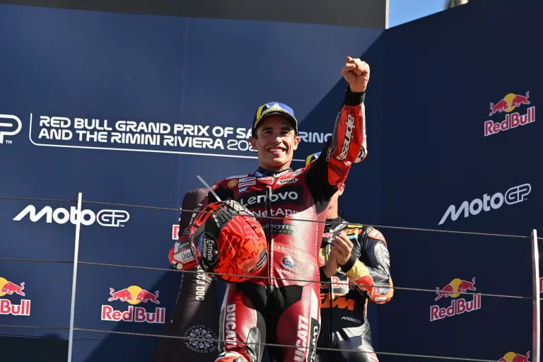Marc Márquez guanya a Misano i assalta el lideratge del Mundial de MotoGP