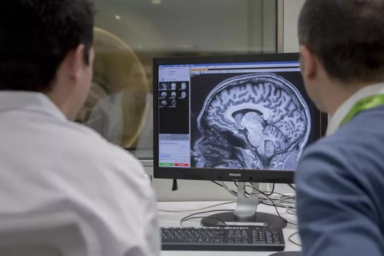 Un estudi afirma que el bilingüisme és un probable factor de protecció davant l'Alzheimer
