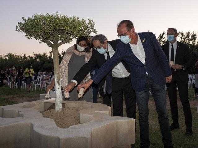Lleida ret homenatge als 349 veïns que han mort durant el confinament