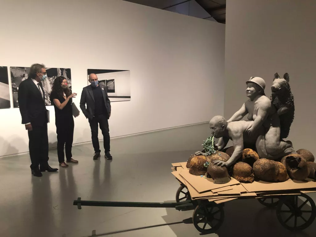 ⏯️ La col·lecció d'art de Tatxo Benet per la llibertat de creació i pensament arriba a Lleida