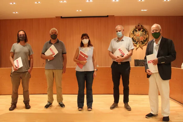 Tàrrega rep en donació el fons fotogràfic personal del periodista Josep Serra Teixidó