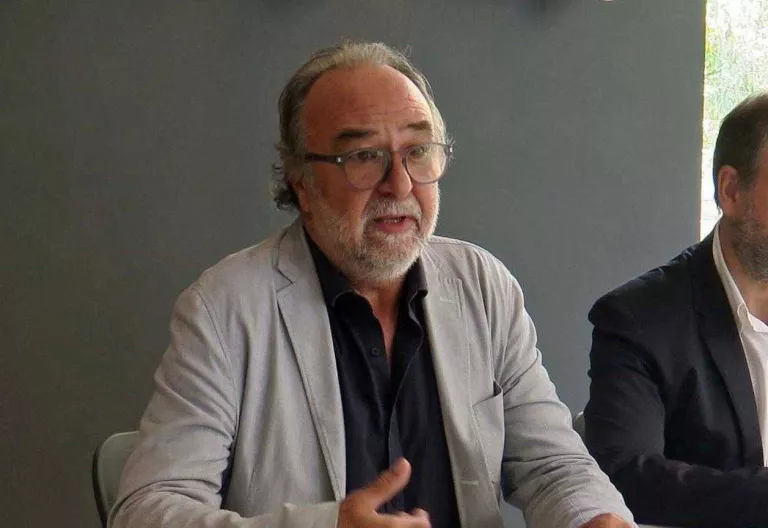 El Col·legi de Metges estudia les cartes a pacients de Rodamilans