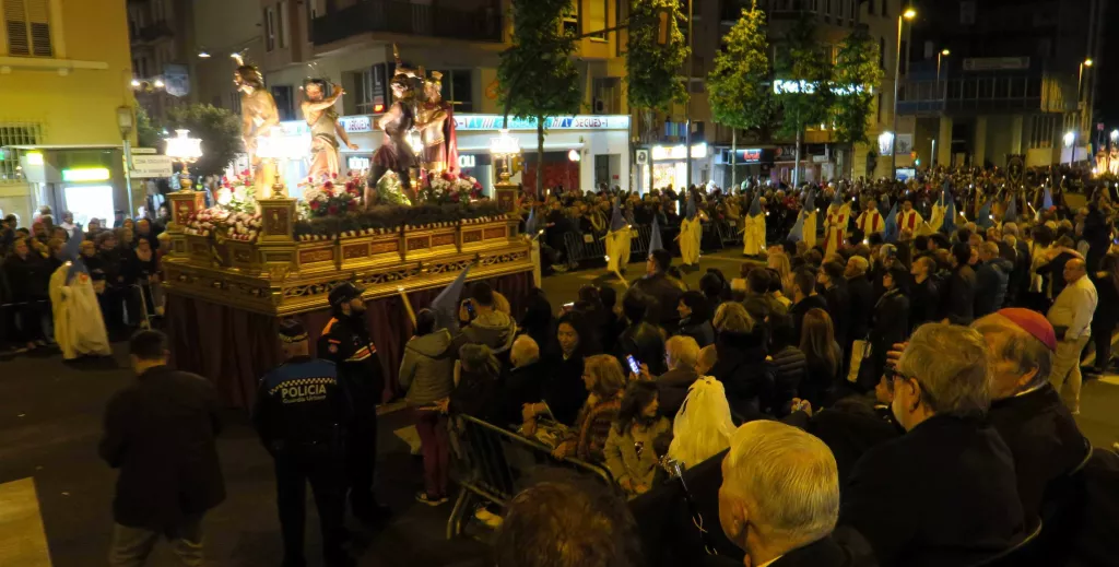 Els misteris de la Passió de Crist recorren els carrers de Lleida