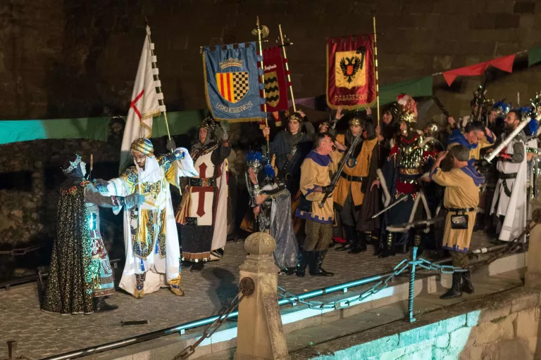 Lleida és reconquerida per les tropes mores i es converteix en Medina Larida
