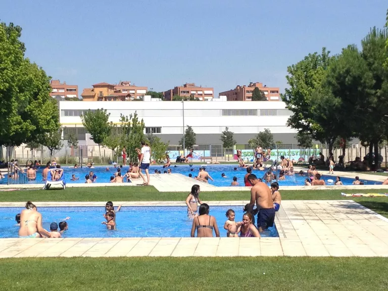 Les piscines municipals de Lleida aporten més de 4.200 euros al Mulla’t