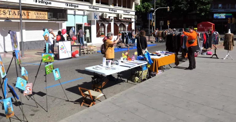 Lleida celebra el primer Parking Day en 14 zones de la ciutat