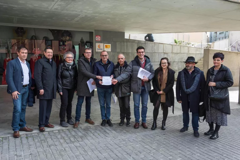 Front comú d'usuaris, institucions i sindicats per exigir millores de l'Avant a Lleida