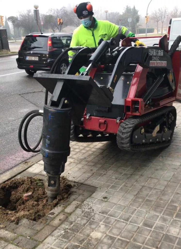 La Paeria de Lleida posa a punt 200 escocells per a plantar-hi arbres