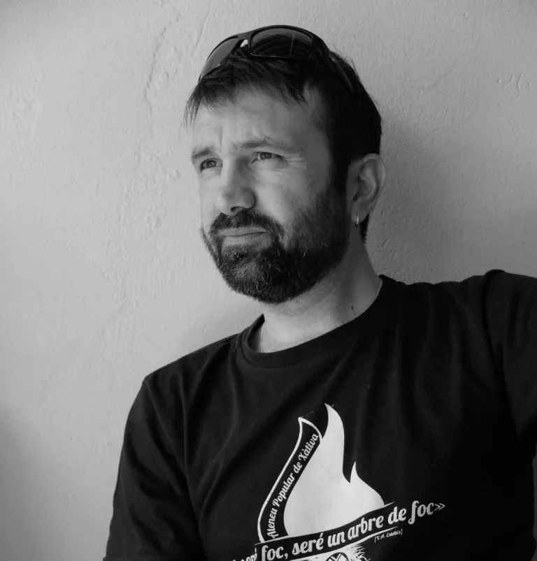 Pau Juvillà o com fer de la Paeria un escenari de novel·la negra