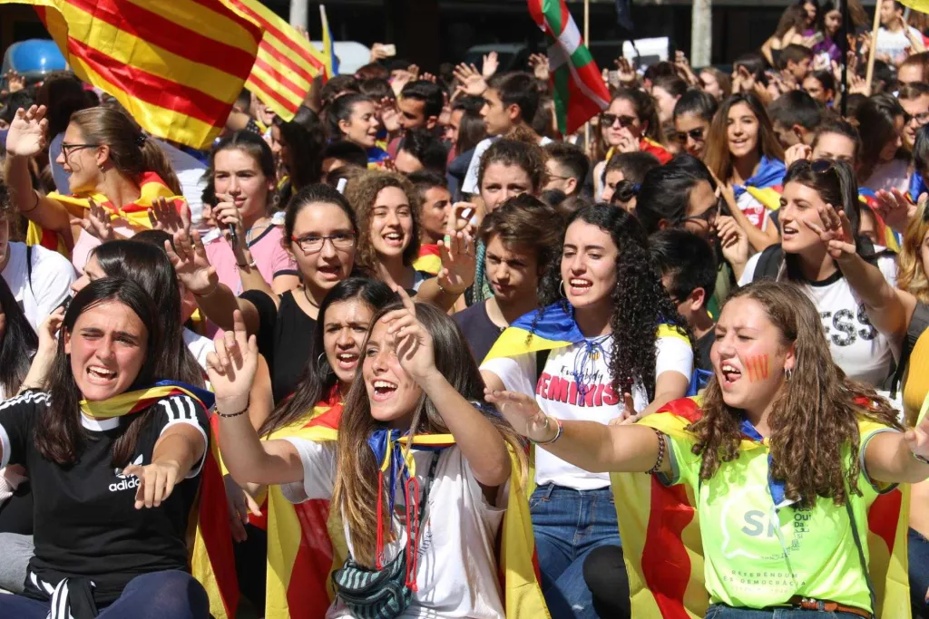 Més de 800 estudiants surten al carrer a Lleida i participaran al dispositiu unitari de l'1O