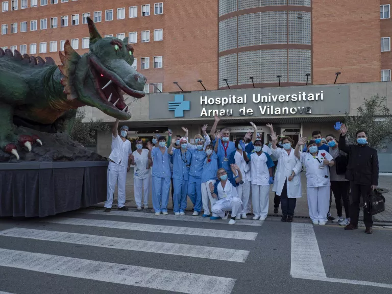 ⏯️ Lo Marraco se suma a l'agraïment sanitari a l'Arnau de Vilanova