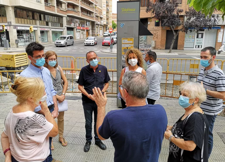 Obres per millorar la seguretat viària al Clot, amb un nou pas de vianants a Príncep de Viana