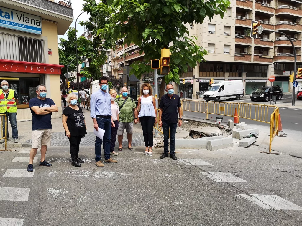 Obres per millorar la seguretat viària al Clot, amb un nou pas de vianants a Príncep de Viana