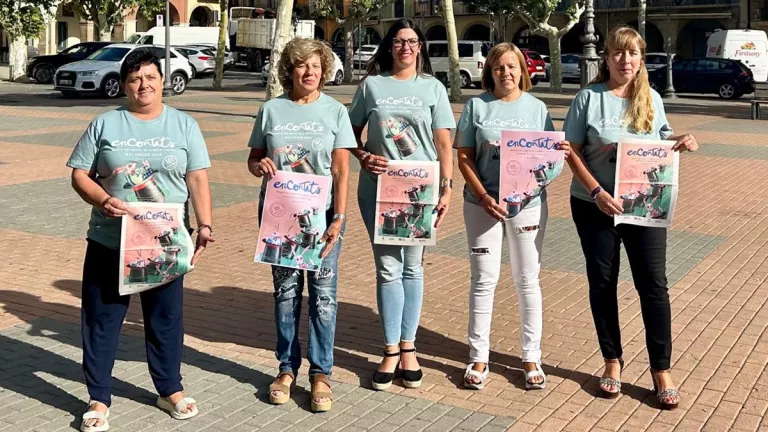Deu anys d’Encontats omplint Balaguer de contes