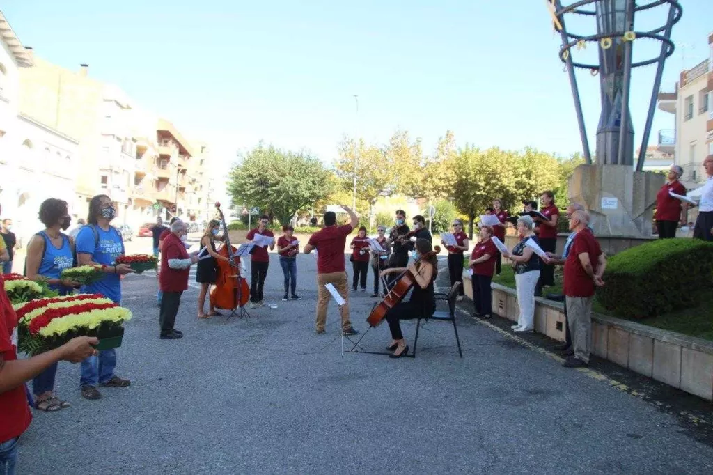 Ofrena Floral a Bellpuig en el Dia Nacional de Catalunya