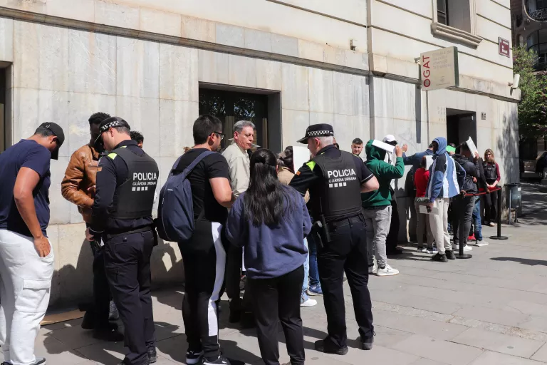 L'associació Ndiatiguia denuncia caos administratiu en la regularització extraordinària d’estrangers a Lleida