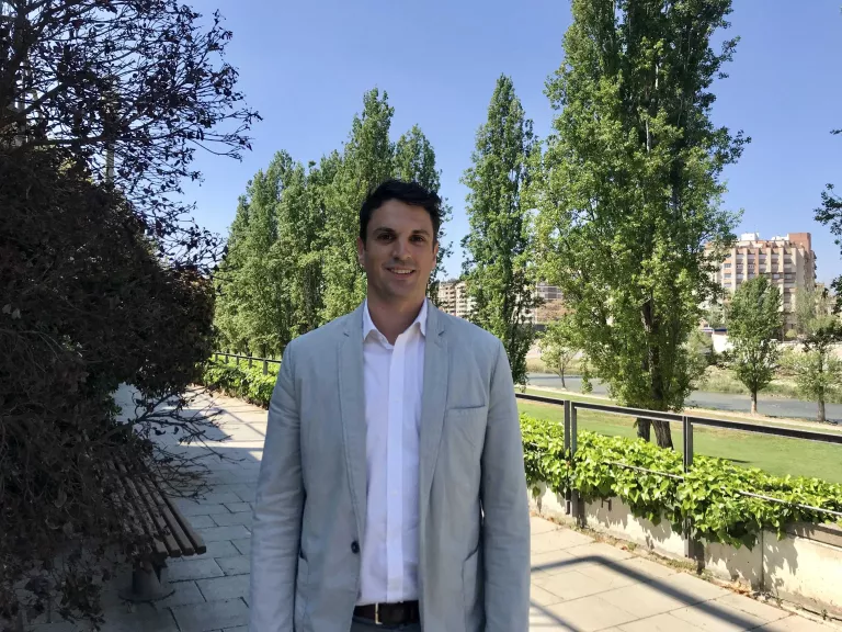Dante Pérez: “A Lleida hi sobra el nacionalisme i hi falta més orgull lleidatà”