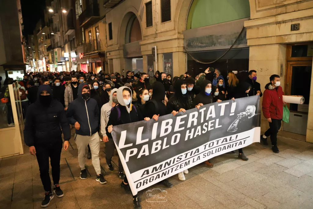 ⏯️ Més de 2.000 persones protesten a Lleida contra l'empresonament de Hasel