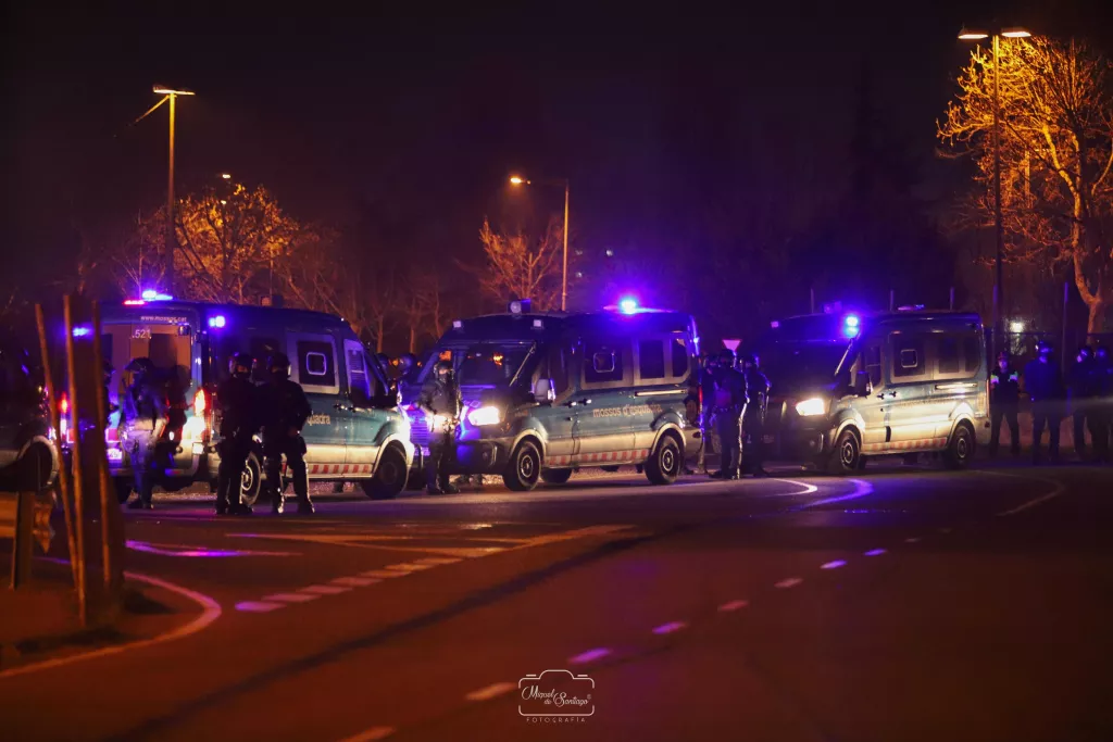 ⏯️ Lleida torna a cremar en la segona nit de protestes per l'empresonament de Hasel