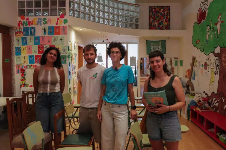 L’Escola Popular de Balàfia exigeix aturar el desallotjament del seu local