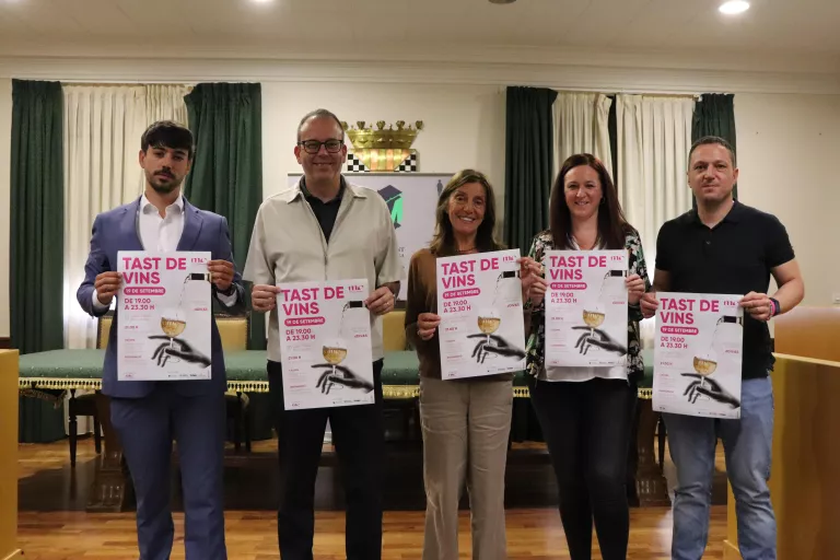 Mollerussa celebra la 4a edició del Tast de Vins a la Casa Canal
